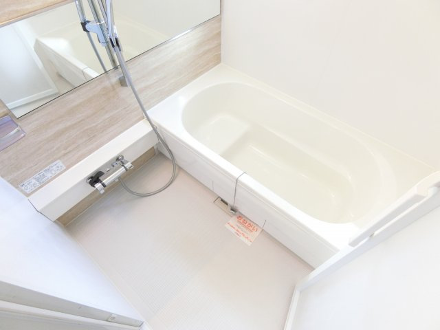 クラルテ　Ｍの浴室