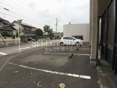 【駐車場】 | プレステージＳａｋｕｒａ | 駐車場完備です