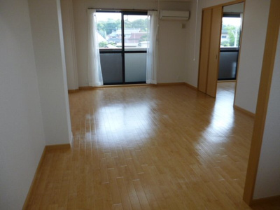 【居間・リビング】 | Green Village