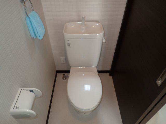 レモングラスのトイレ
