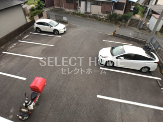 【駐車場】