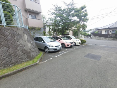 【駐車場】 | 港南台しらさぎ4号棟 | 平置き駐車場