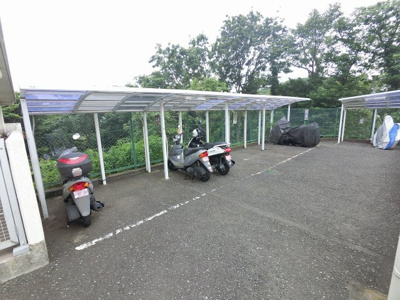 【その他共用部分】 | エンゼルハイム港南台 | バイク置場