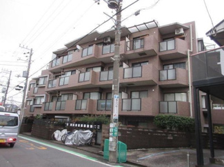 【外観】 | 4階最上階につき眺望良好です。上階からの生活音がなく戸建感覚を味わえます。
テレワークもできるカウンター付です♪