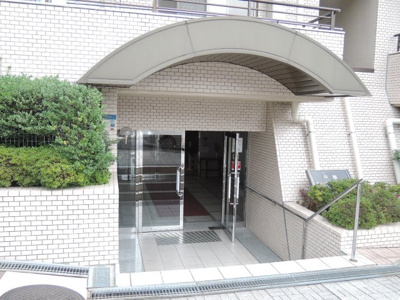 【エントランス】 | 中銀保土ヶ谷公園マンシオン | エントランス部分