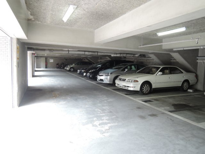 【駐車場】 | 中銀保土ヶ谷公園マンシオン | 平置き駐車場