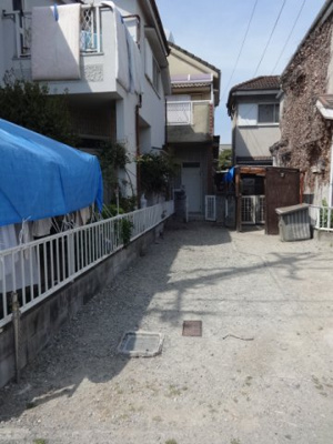 【駐車場】 | 阿弥陀町南池戸建 | 普通車＋軽自動車ＯＫ♪