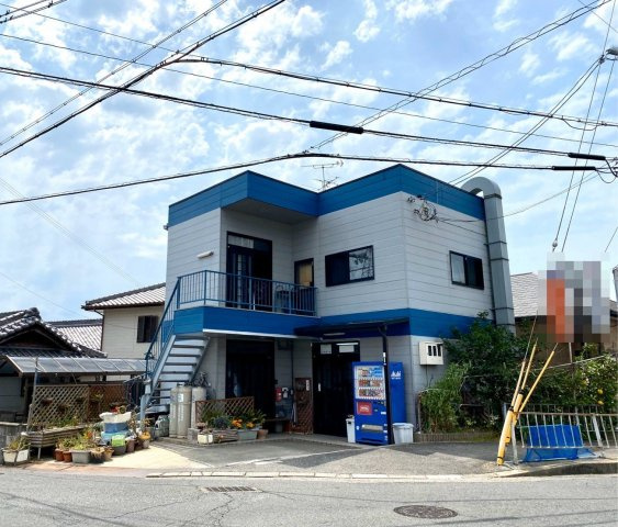 岸和田市流木町　店舗付住宅の外観