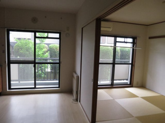 【居間・リビング】 | レジデンス八雲台 | ゆったりとしたリビングです