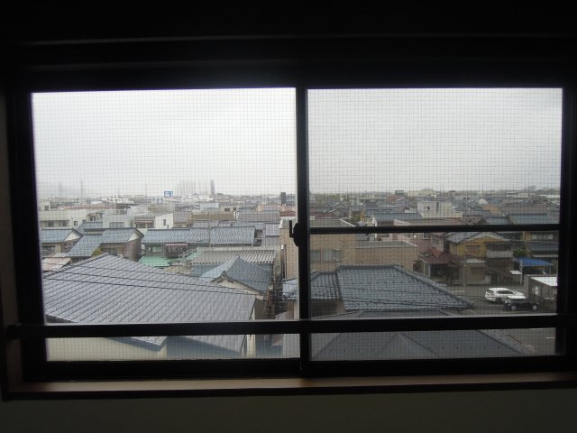 福井ダイカンプラザの展望|洋室からの眺めです