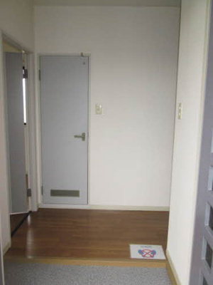 【玄関】 | ディアス植松 | 玄関