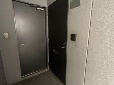 【玄関】 | ＲＩＳＥ ＣＯＵＲＴ ＢＷ