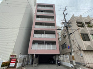 ＲＩＳＥ ＣＯＵＲＴ ＢＷの画像