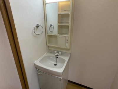 【洗面所】 | ＲＩＳＥ ＣＯＵＲＴ ＢＷ