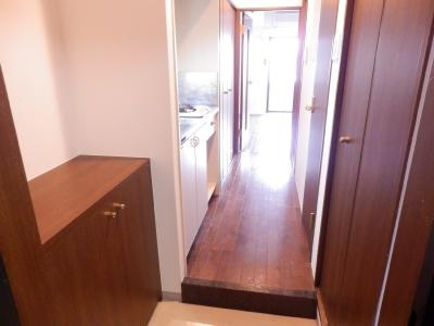 リーガル京都河原町Ⅲの内装|玄関から～