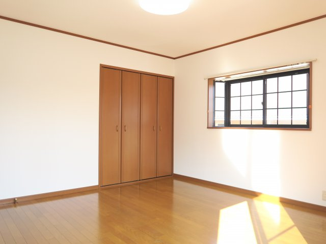 テラスアゼリアの洋室