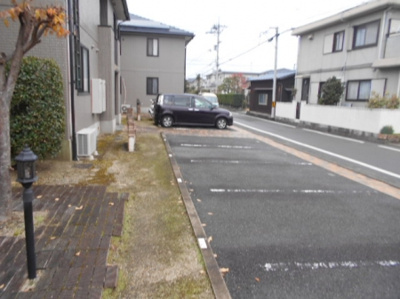 【駐車場】 | ヴィラ里音　くさひばり館・