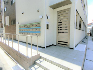 【エントランス】