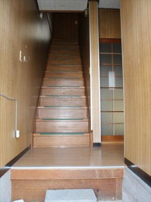 【玄関】 | すみれマンション | ※同物件、別のお部屋の写真です。設備は現況に従います。