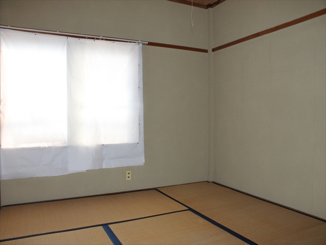 【寝室】 | すみれマンション | ※同物件、別のお部屋の写真です。設備は現況に従います。