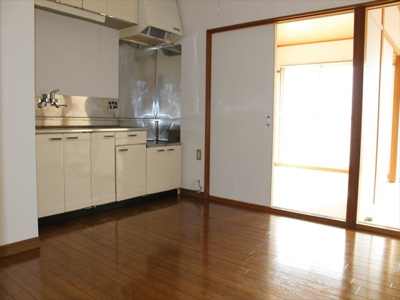 【居間・リビング】 | ハイツなかにし | リビング