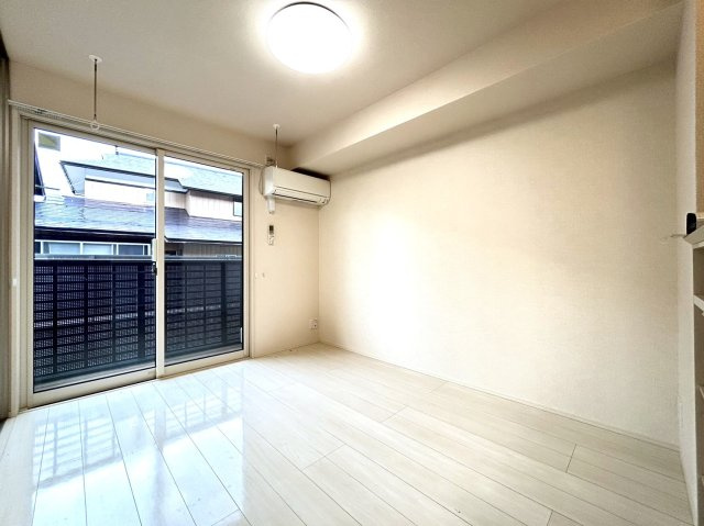 メゾンKの居間・リビング