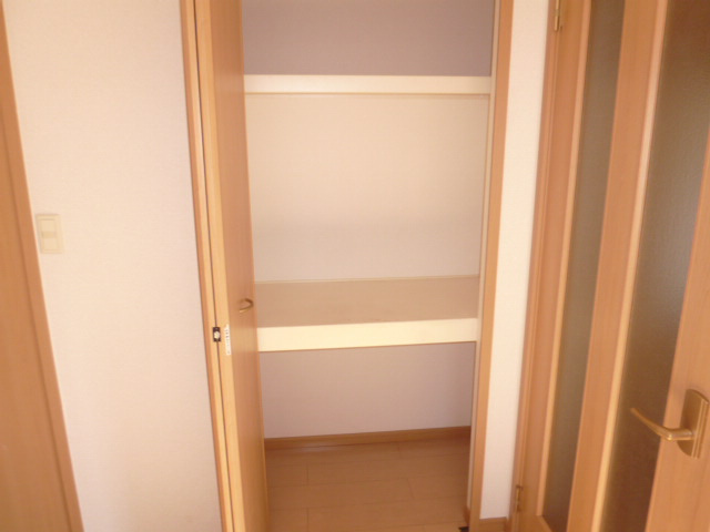 カーサ　ド・マーニBの収納