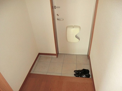 【玄関】 | サンエイハイツ