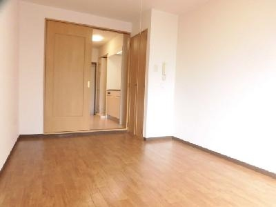 ハイツ山ノ内の子供部屋|洋室