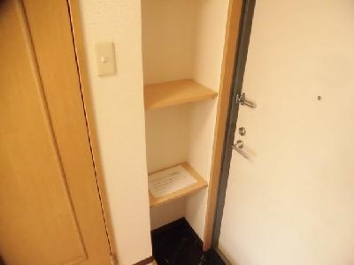 ハイツ山ノ内の収納|玄関収納