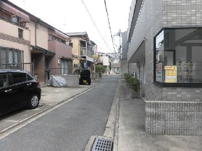 ハイツ山ノ内の周辺|前面道路
