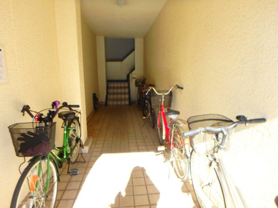 【エントランス】 | 渡部ハイツ