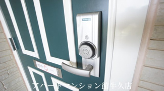【玄関】 | イーストコートB