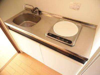 メロディハイム松原のキッチン|ＩＨ１口キッチン