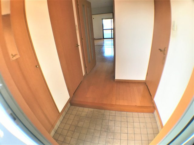 メルベーユ・HAJIⅢの玄関