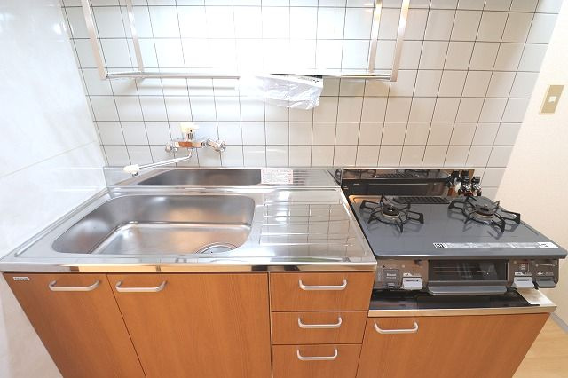 クレメント南宝永のキッチン|きれいなキッチンです
※内装が若干異なる場合がございます