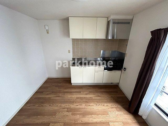 MKコーポの居間・リビング|使いやすいリビングです