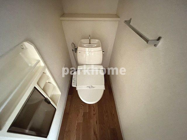 MKコーポのトイレ|ゆったりとした空間のトイレです