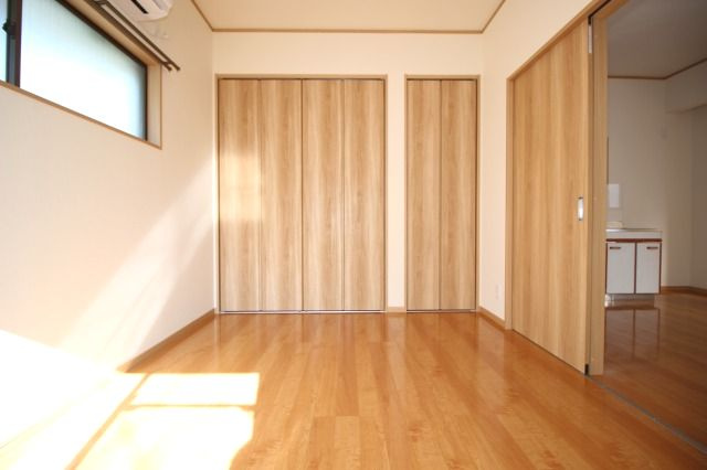 桜井町グランドハウスの内装|明るい色調の室内です