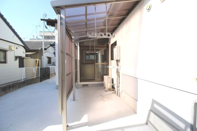 桜井町グランドハウスの庭|簡単な家庭菜園も楽しめるお庭です