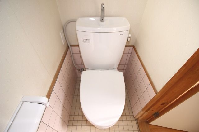 桜井町グランドハウスのトイレ|コンパクトで使いやすいトイレです