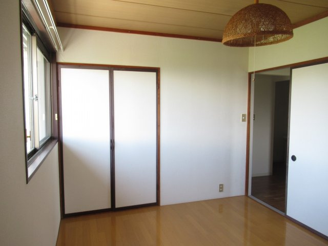 パレーシャル朝日の洋室