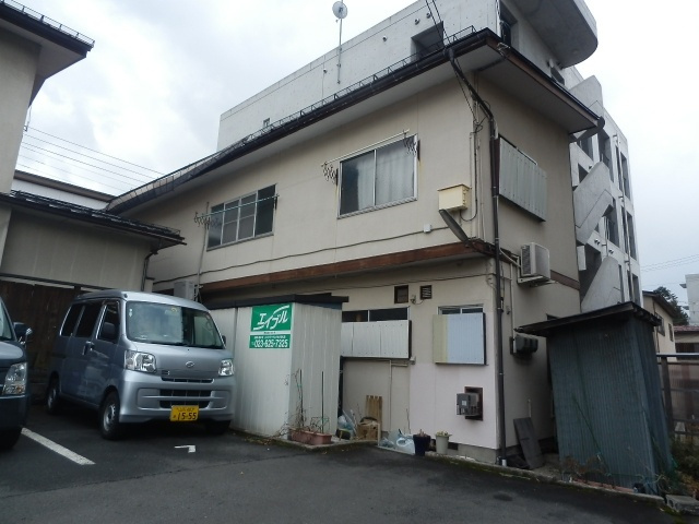 内條アパートの外観