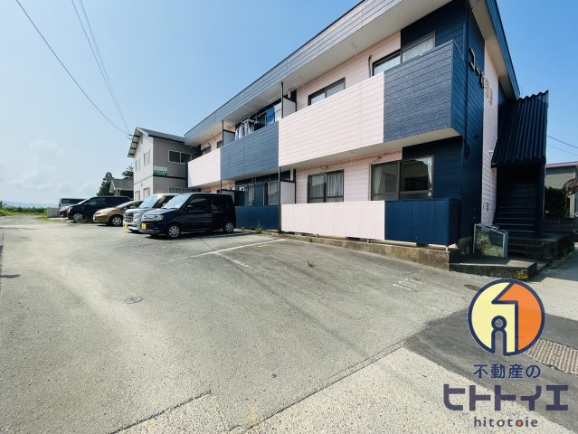 コーポ飛鳥の駐車場