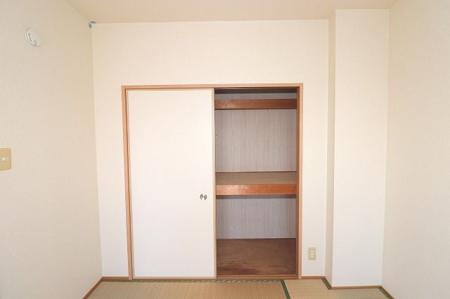 フィネスあざみのの収納|小物を収納するのに便利です