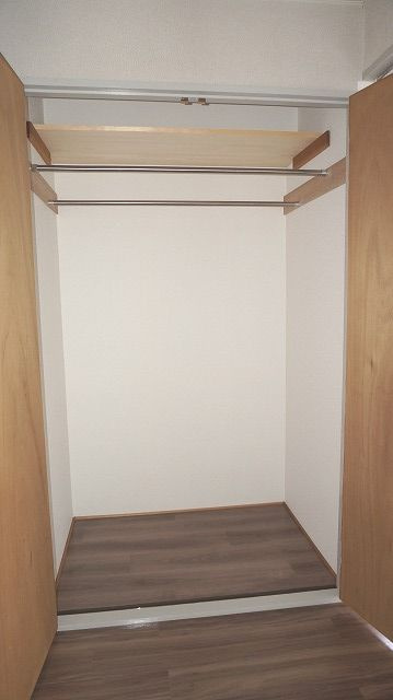 フェンネルハイツの収納|ちょっとした収納スペースも充実しています