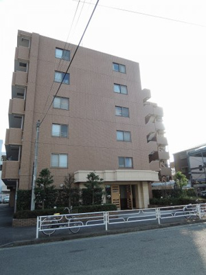 【外観】 | エンゼルブレッサ綱島 | イオンまで徒歩1分と買物利便性良好です。
暮らしやすさと機能性が調和したベーシックな3LDK♪