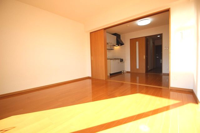 リーヴァ・ビスタ北本町の内装|内装は落ち着いています
※間取り反転の場合あり