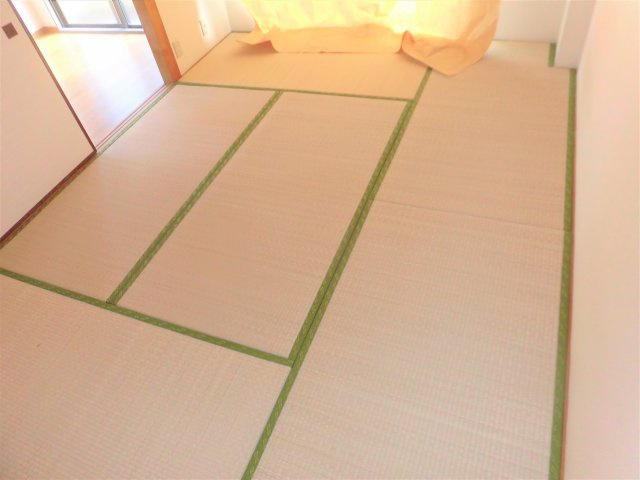 メゾンワタナベの和室