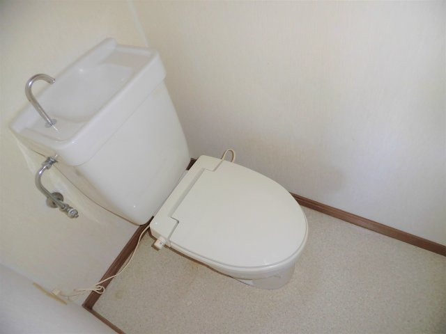 メゾンワタナベのトイレ